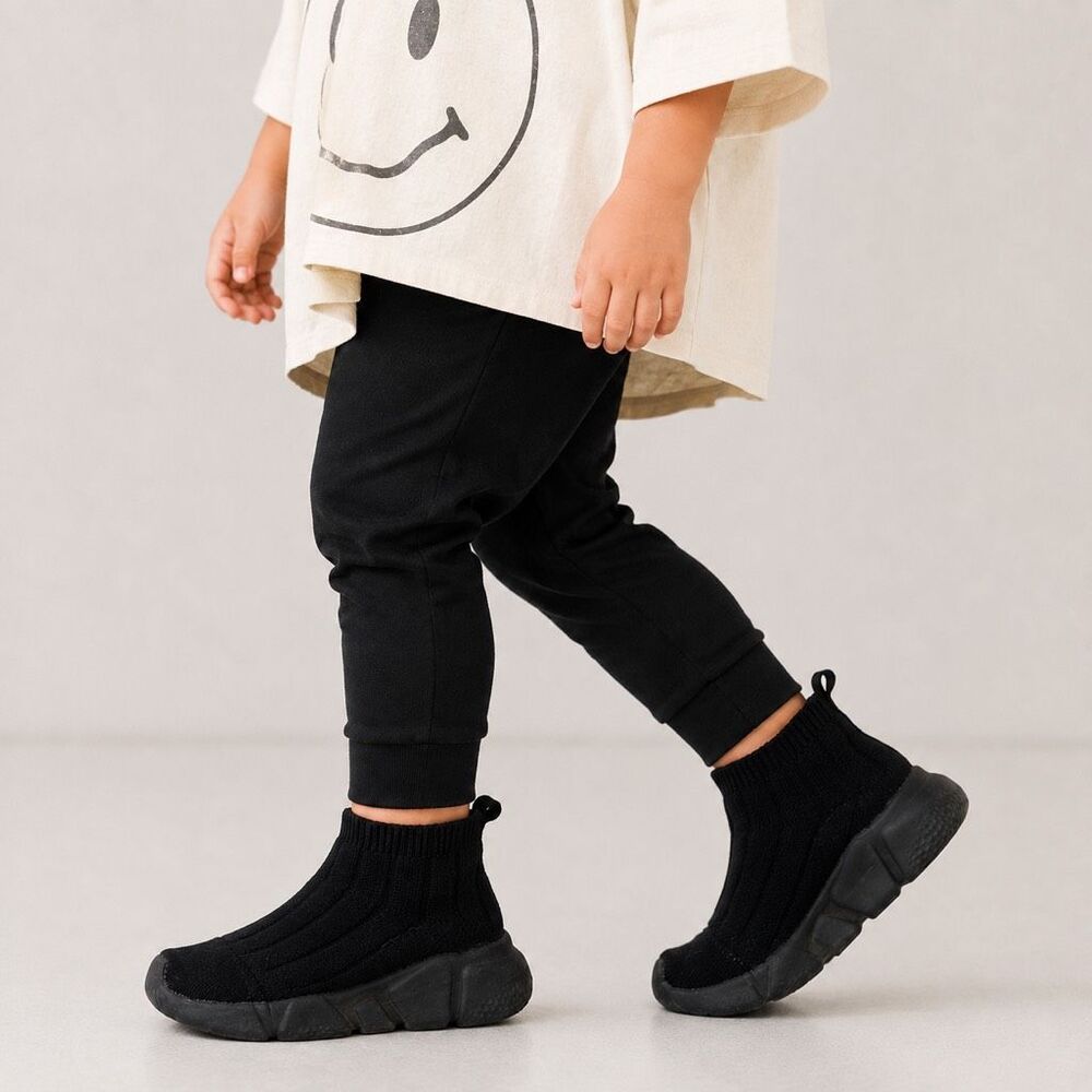 Kids Black Sock Sneakers US 10.5 Pull On Knit Chunky Platform Athletic Shoes